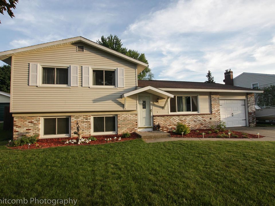 1st image of 5420 Edgelawn Dr SE
