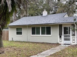 1050 NE 9th Ave, Gainesville, FL 32601