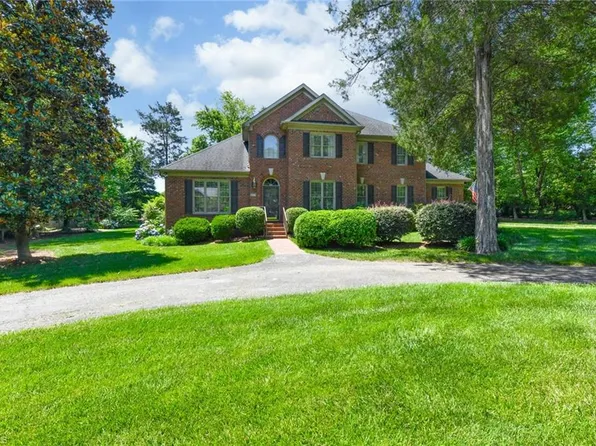 8507 Mahala Dr, High Point, NC 27265