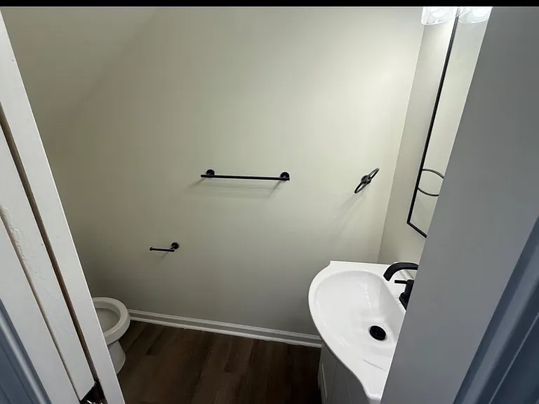 107 Blaze Dr — Photo 6