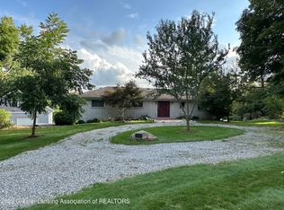 12899 W Herbison Rd, Eagle, MI 48822