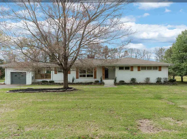 6713 Loveless Park Loop, Bessemer, AL 35022