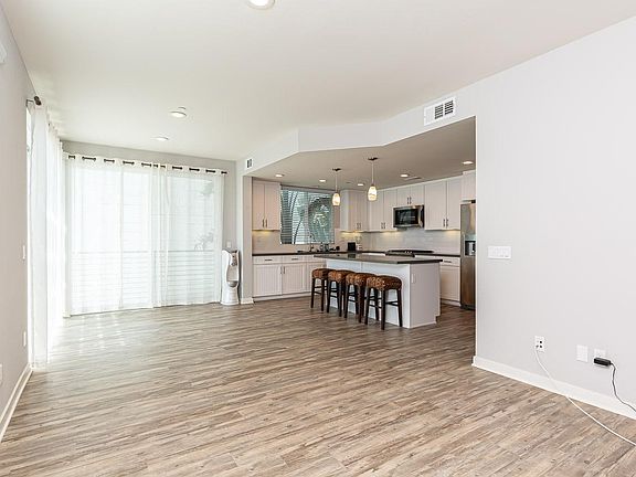 1125 S Cleveland St #105, Oceanside, CA 92054 | Zillow