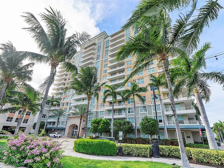 625 Casa Loma Blvd #1608 — Photo 43