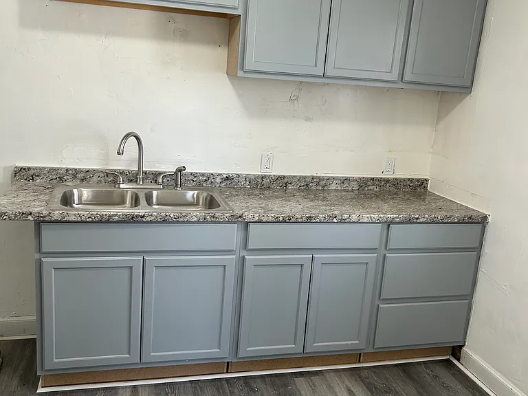 200 S 3rd St #2 — Photo 3