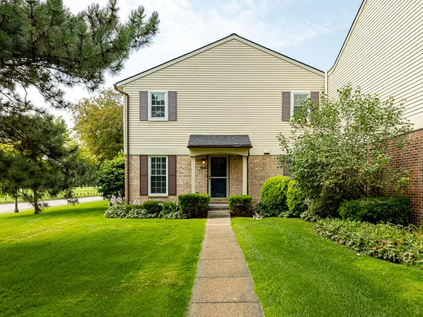 3226 Alpine Dr, Ann Arbor, MI 48108