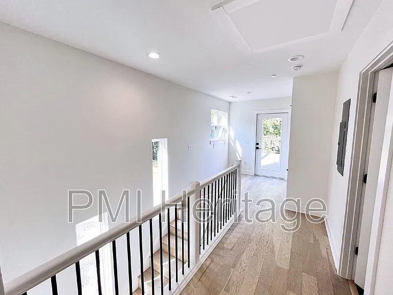 604 N 6th St — Photo 14