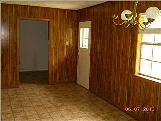 3rd image of 102 Linda Dr