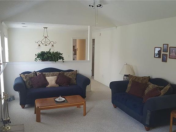 2nd image of 1252 Westfield Ln