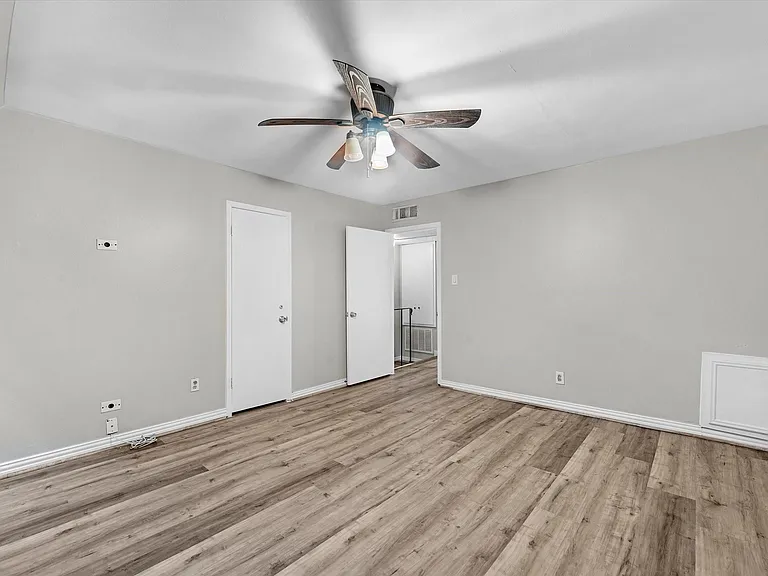 2647 Marilee Ln — Photo 19