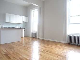 Rented by Next Door Realty NYC