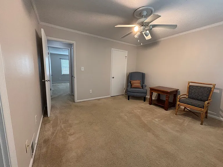 4743 Champion Ct — Photo 12