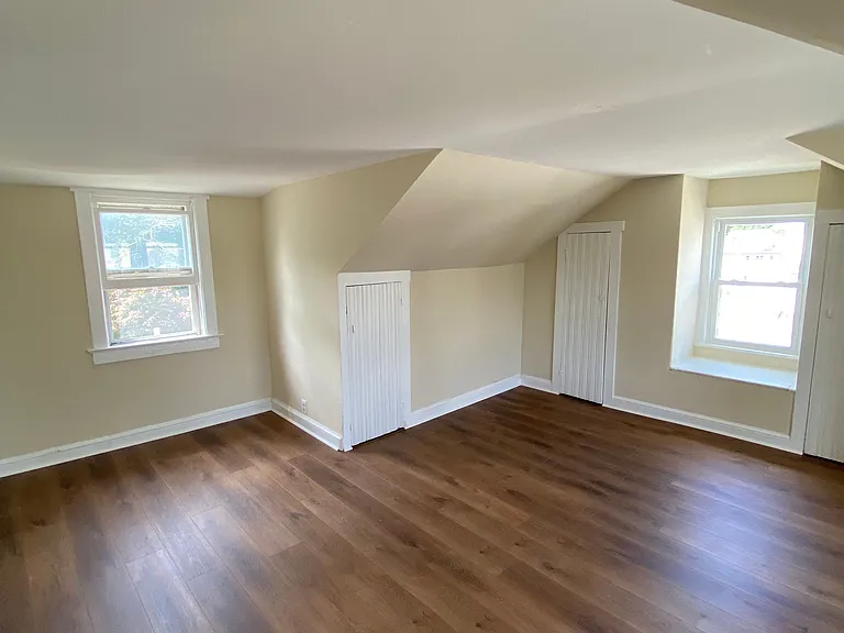 115 Mantua Blvd #B — Photo 17