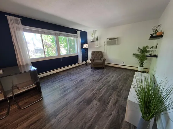 3237 15th Ave S APT 21, Minneapolis, MN 55407