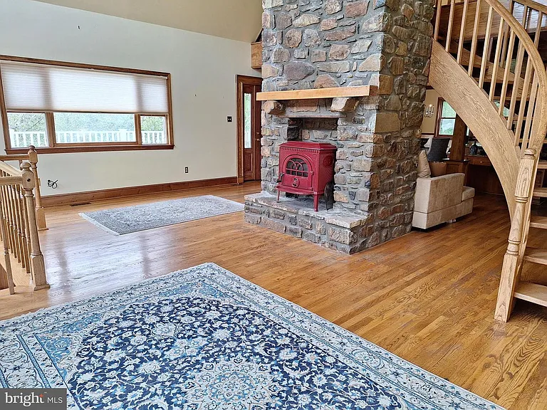 9078 Knoll Run Ln — Photo 12