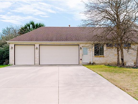 3rd image of 501 Woodland Park