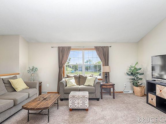 4th image of 7517 Brewer Dr