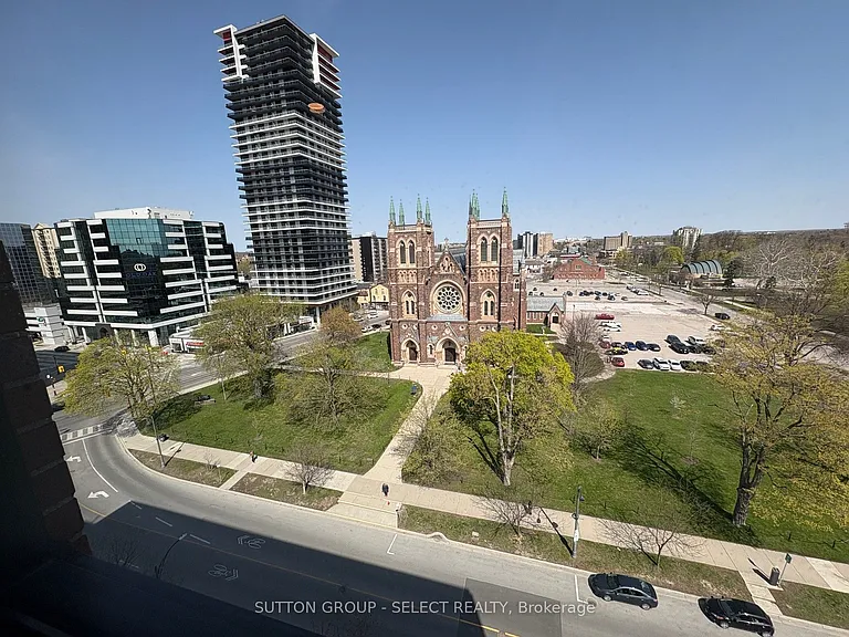 195 Dufferin Ave #813 — Photo 19