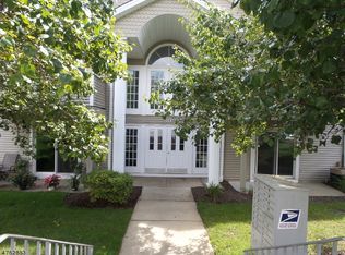 5013 Bryant Dr, Hackettstown, NJ 07840