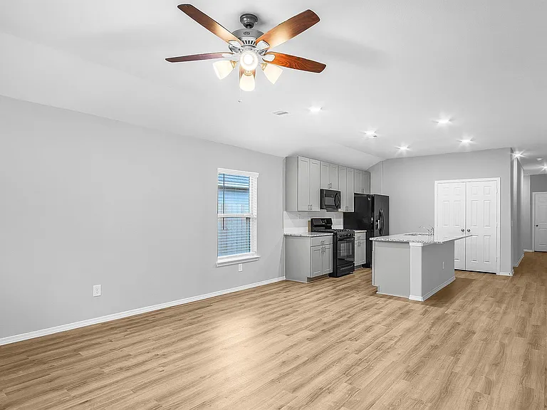 9605 Last Maples Trl — Photo 15