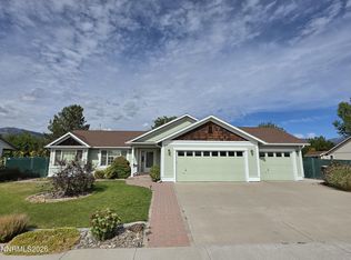 865 Longleaf Pl, Minden, NV 89423