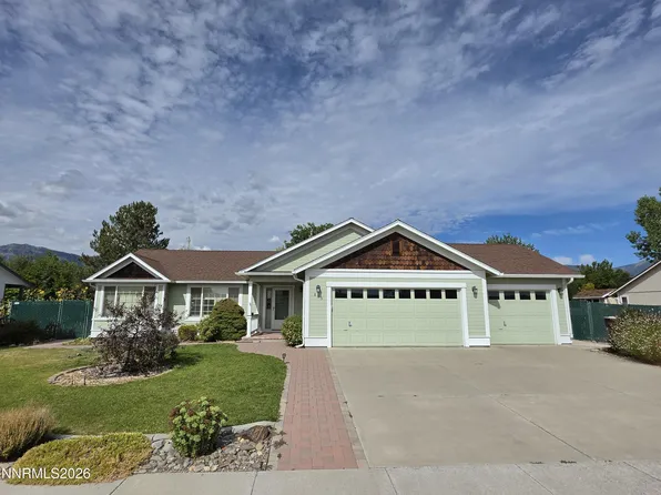 865 Longleaf Pl, Minden, NV 89423