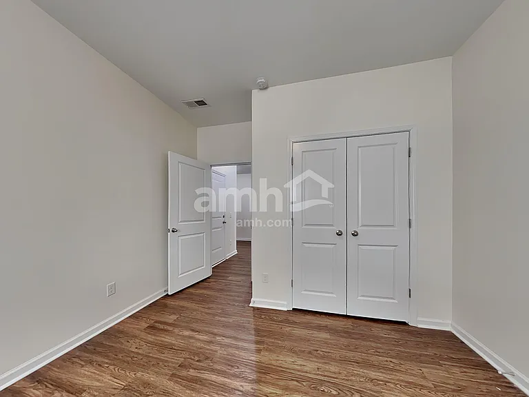220 Orion Way — Photo 11