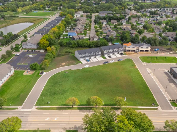 B2 Northern Plains Addition Main Ave, Brookings, SD 57006