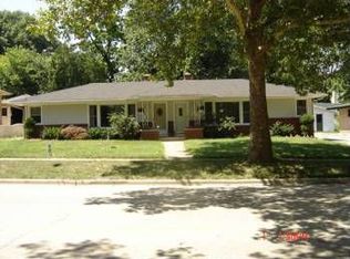 1519 Diamond Ave NE, Grand Rapids, MI 49505