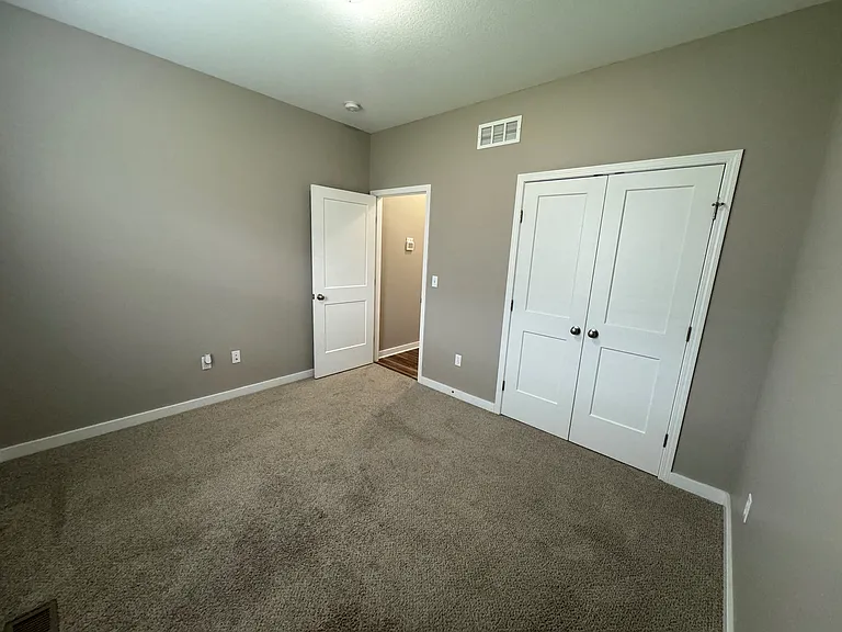 1529 W Cobblestone Ct — Photo 13