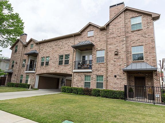 2nd image of 4108 Emerson Ave Unit 7