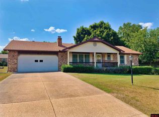 512 Sierra Dr, Mountain Home, AR 72653