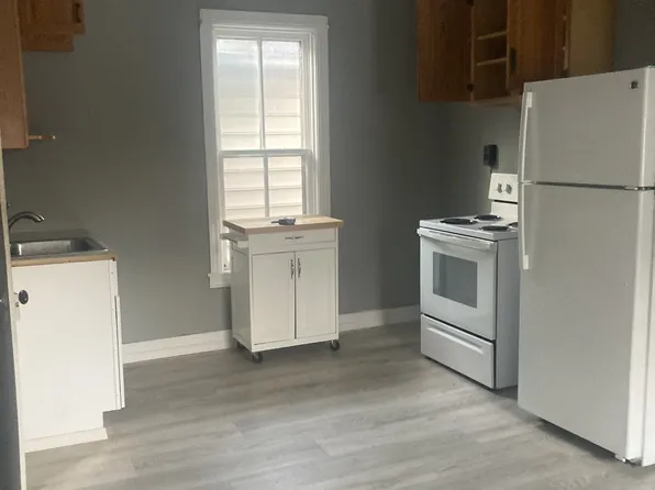 36-38 North Railroad St - 38 1/2, 38 1/2 N Railroad St, Annville, PA 17003