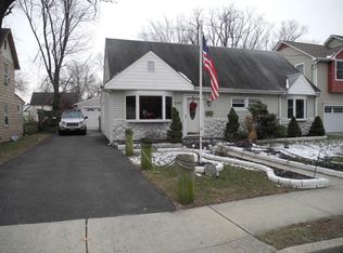 805 Wall Rd, Spring Lake, NJ 07762