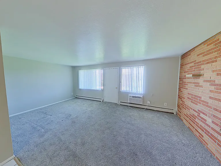 241-8690 Broadview Rd #214 — Photo 3