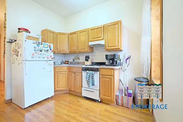 Rented by SBJ Brokerage, LLC | media 16