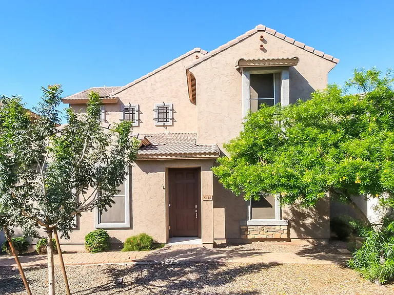 5416 W Fulton St — Photo 1