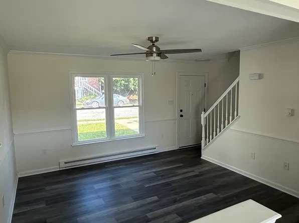 923 Concord St, Hagerstown, MD 21740