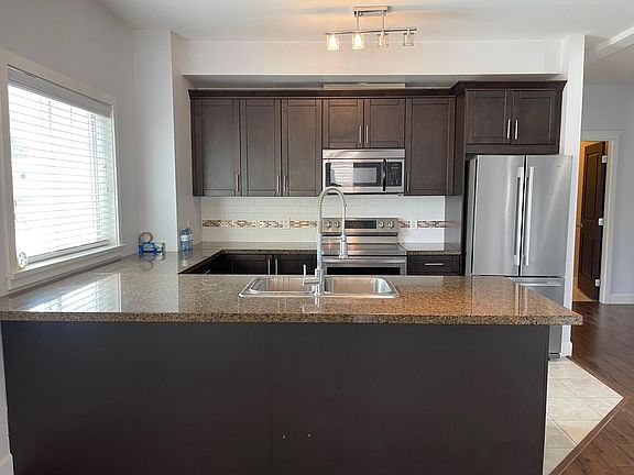 3rd image of 2799 Clapperton Ave #203