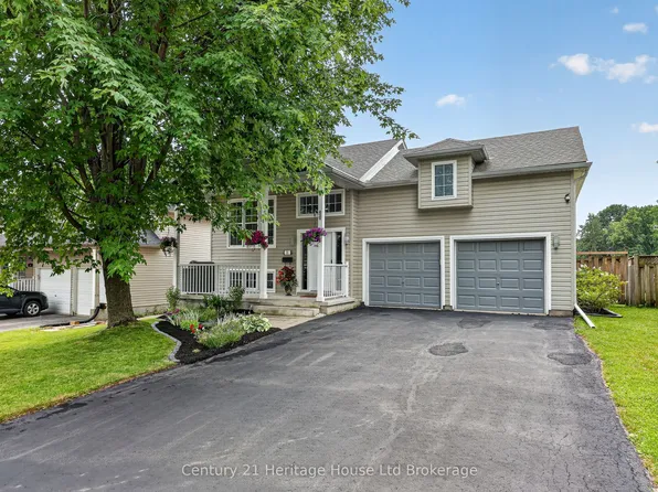 31 Owen St, Ingersoll, ON N5C 4G7
