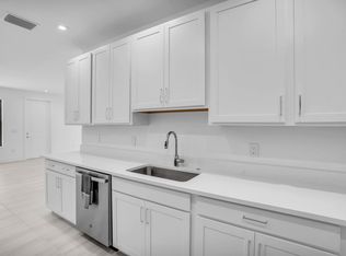 (Undisclosed Address), Fort Myers, FL 33913