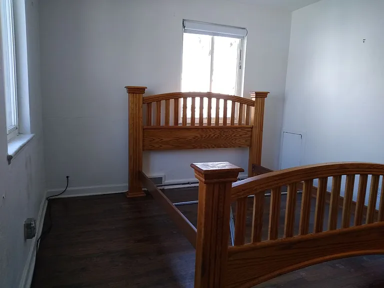 2128 Hooker St — Photo 21