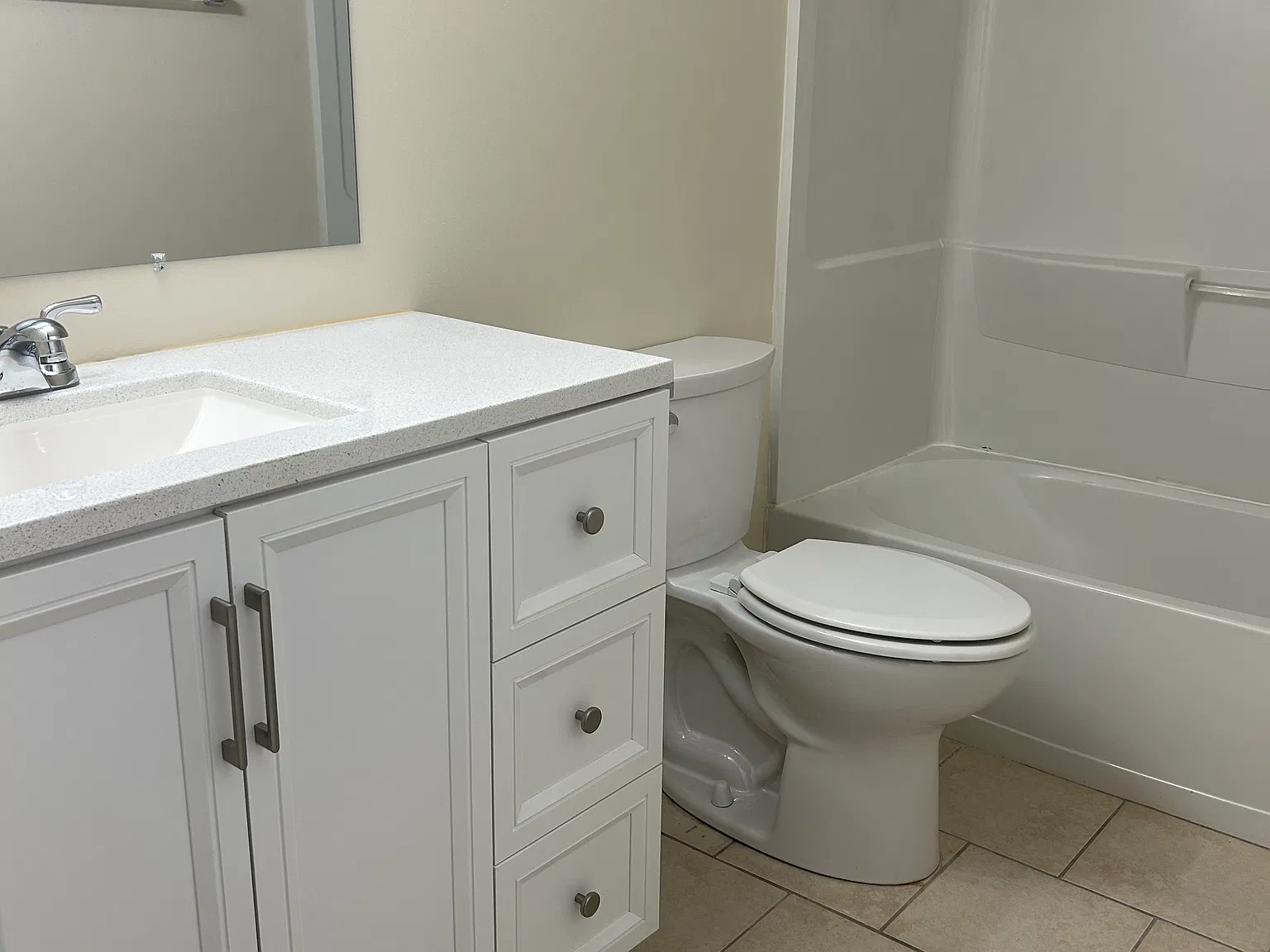 1 bed, 850 sqft, $1,400 — Photo 3