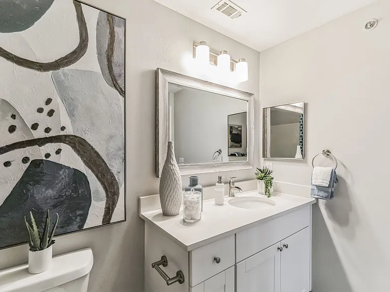 The Oakley at Saraland — Photo 11