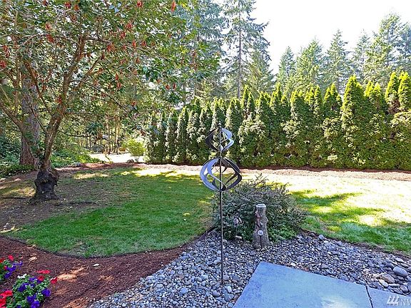 5th image of 13809 100th Ave NW