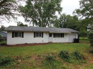 5015 West St, McHenry, IL 60051