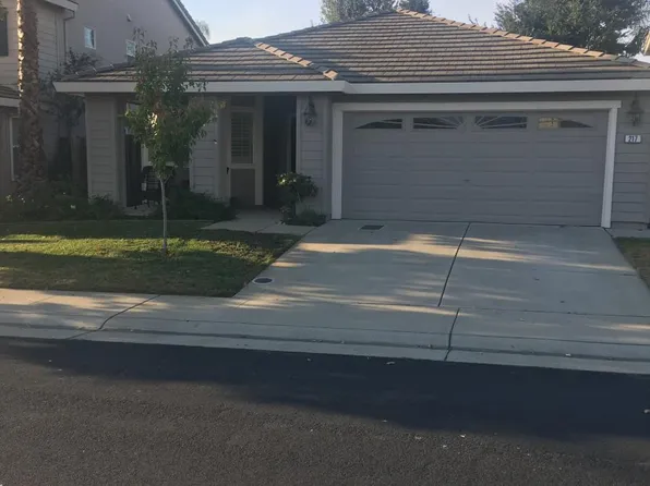 217 Scepter Ct, Roseville, CA 95747