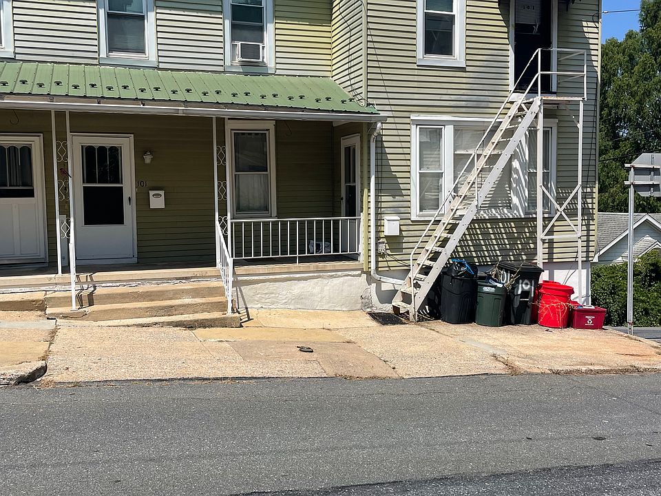 1st image of 101 Walnut St #1