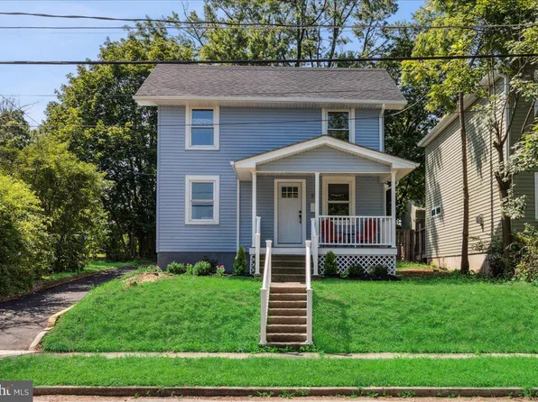 87 Columbia Ave, Hopewell, NJ 08525