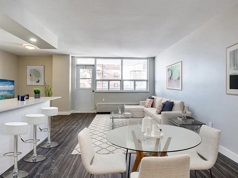 100 Gowan Ave #604 — Photo 6